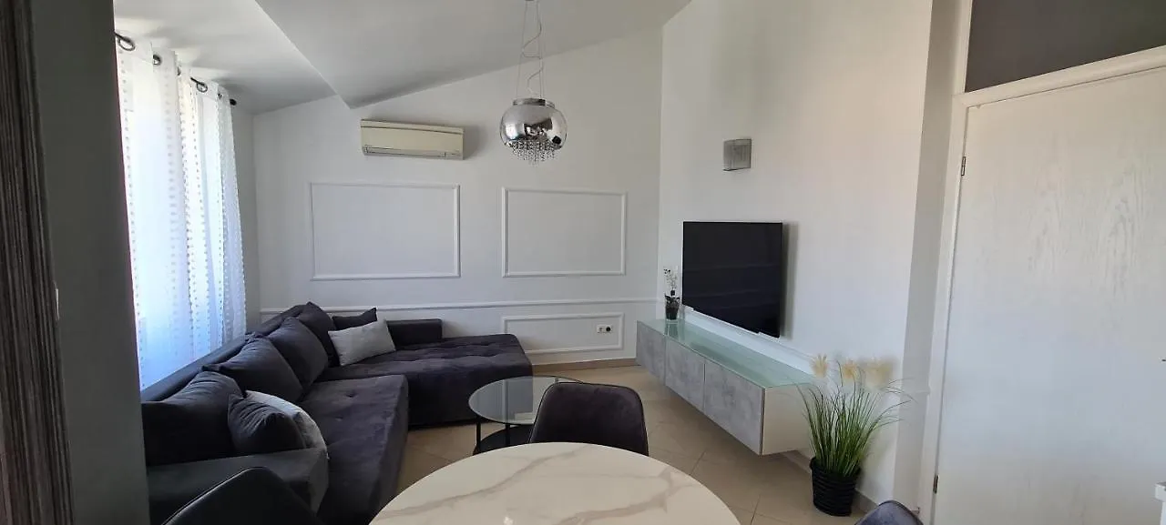 Apartment Apartman Moris Malinska