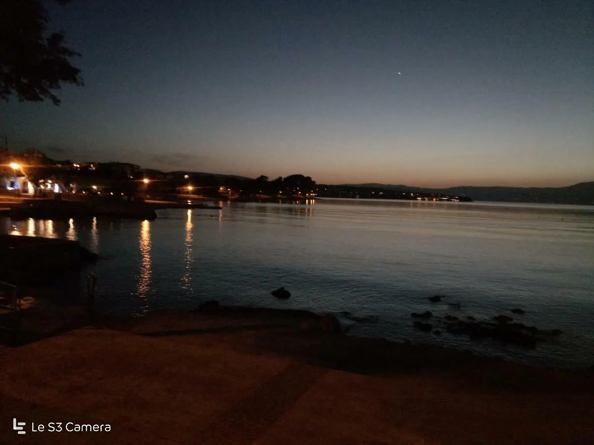 Apartman Moris Malinska 0*,  Croatia